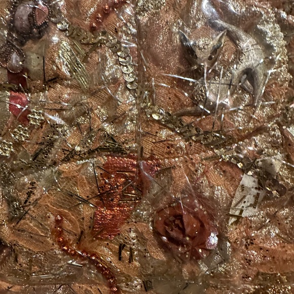 Vintage Gold Tote - Picture 9 of 10